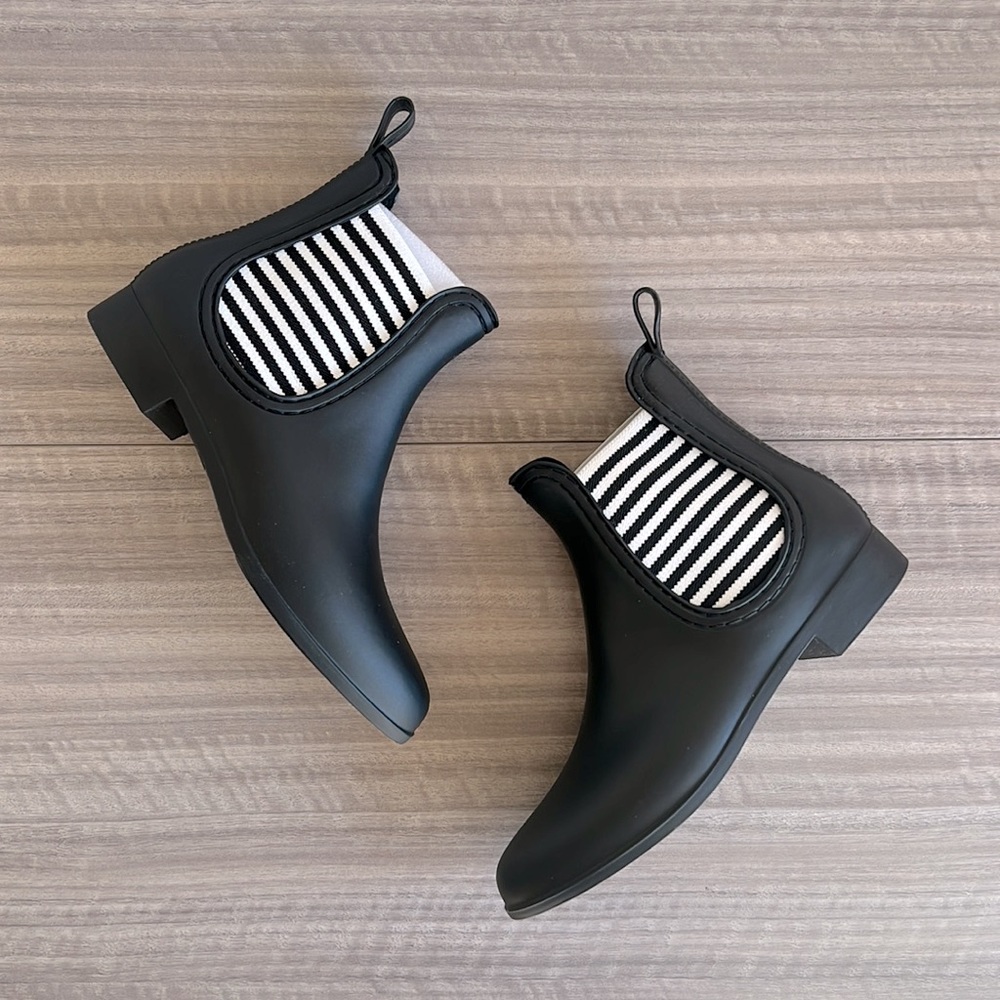 [NWT] Catherine Malandrino Rain Boot– Size 9 (Blk)